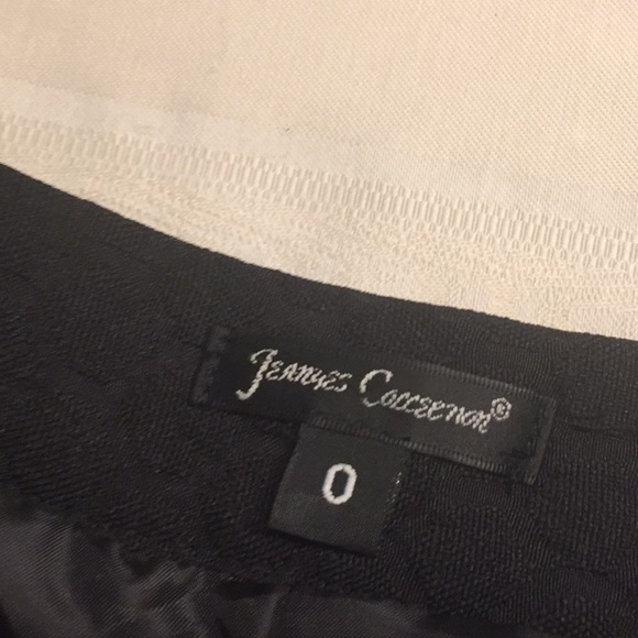 Women’s black skirt - Picture 4 of 5